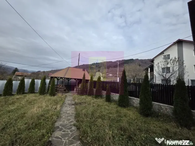 Vila de vacanta cu 4 camere de vanzare in Valea Doftanei - Valea Doftanei (Prahova)