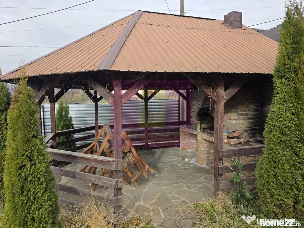 Vila de vacanta cu 4 camere de vanzare in Valea Doftanei - Valea Doftanei (Prahova)