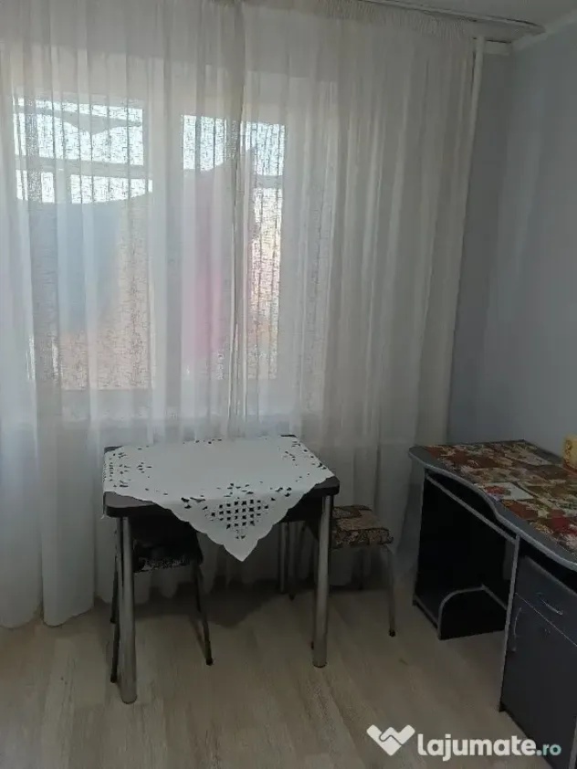 Garsoniera de inchiriat in zona Rahova