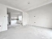 Jumatate de duplex de vanzare, Parter + Etaj, 5 camere si 2 bai, Sag 