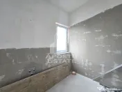 Jumatate de duplex de vanzare, Parter + Etaj, 5 camere si 2 bai, Sag 