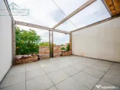 Casă individuală cu potențial comercial și rezidențial, 