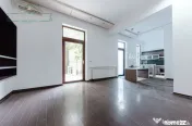 Casă individuală cu potențial comercial și rezidențial, 