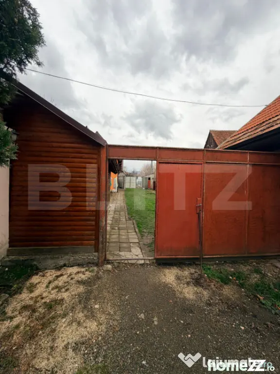 Casă de vânzare – proprietate generoasă 2.285 m² teren
