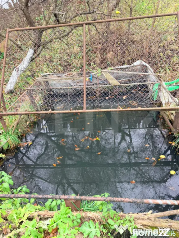 Casă de vânzare – proprietate generoasă 2.285 m² teren