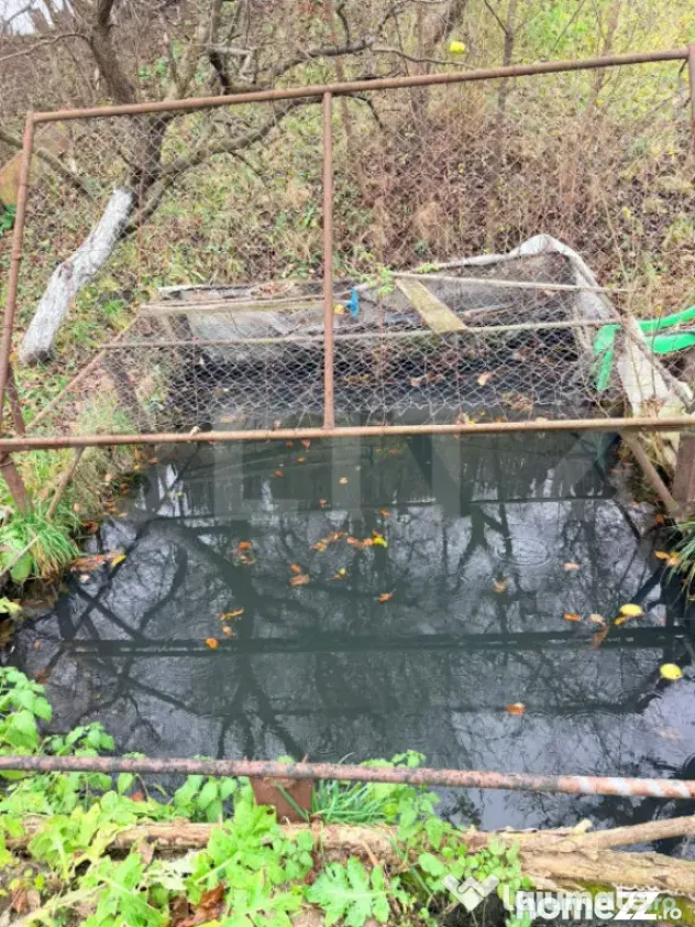 Casă de vânzare – proprietate generoasă 2.285 m² teren