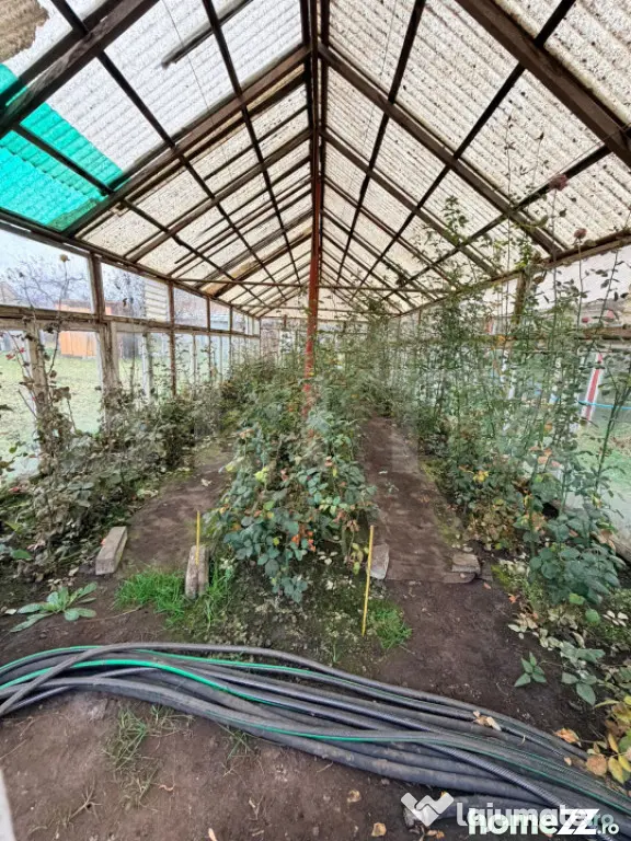 Casă de vânzare – proprietate generoasă 2.285 m² teren