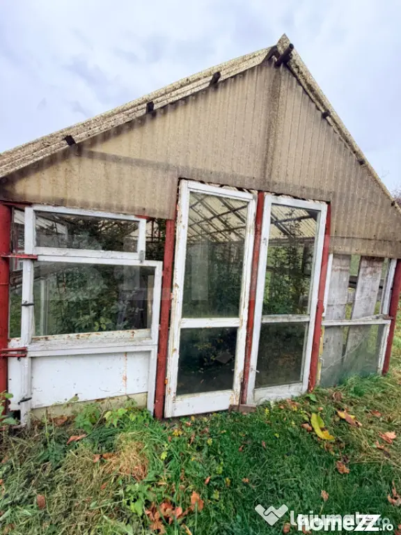 Casă de vânzare – proprietate generoasă 2.285 m² teren