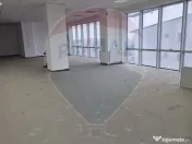 Spațiu comercial /birouri 300 mp 