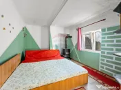 Casă cu 5 camere in Barzava 