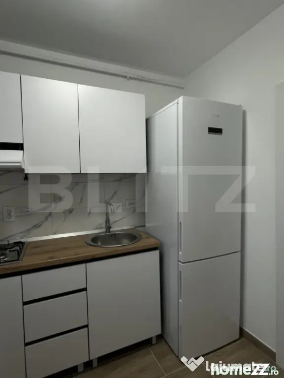 Apartament cu 3 camere, prima închiriere, parcare subteran?