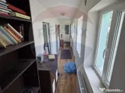 Ansamblu casa de locuit, hala productie ,spatiu de birour... 