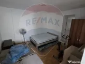 Ansamblu casa de locuit, hala productie ,spatiu de birour... 