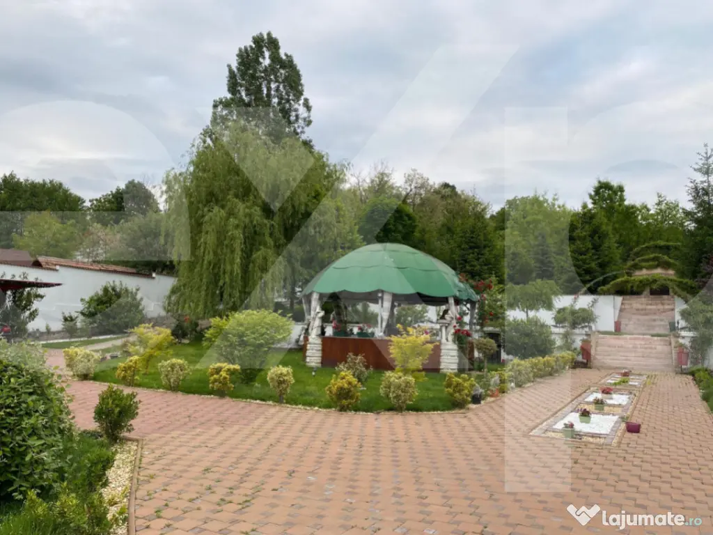 Domeniu de vanzare, Baile Govora(Pausesti-Otasau) cu teren d