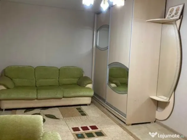 3 Camere zona Gorjului