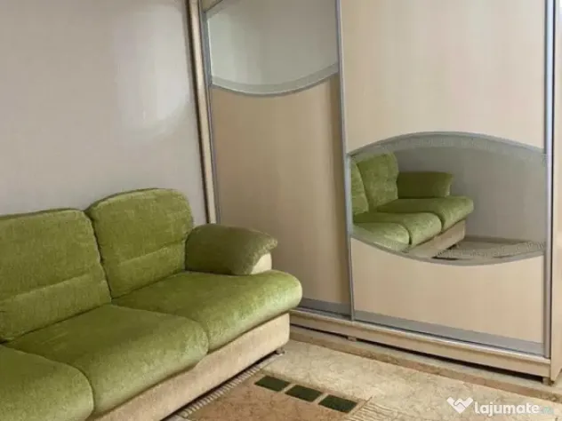 3 Camere zona Gorjului