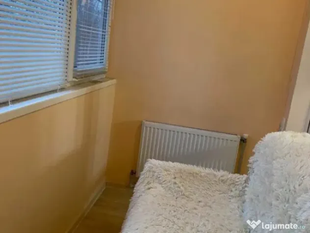 3 Camere zona Gorjului