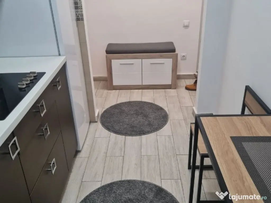 Garsoniera de inchiriat situata in zona Universitati