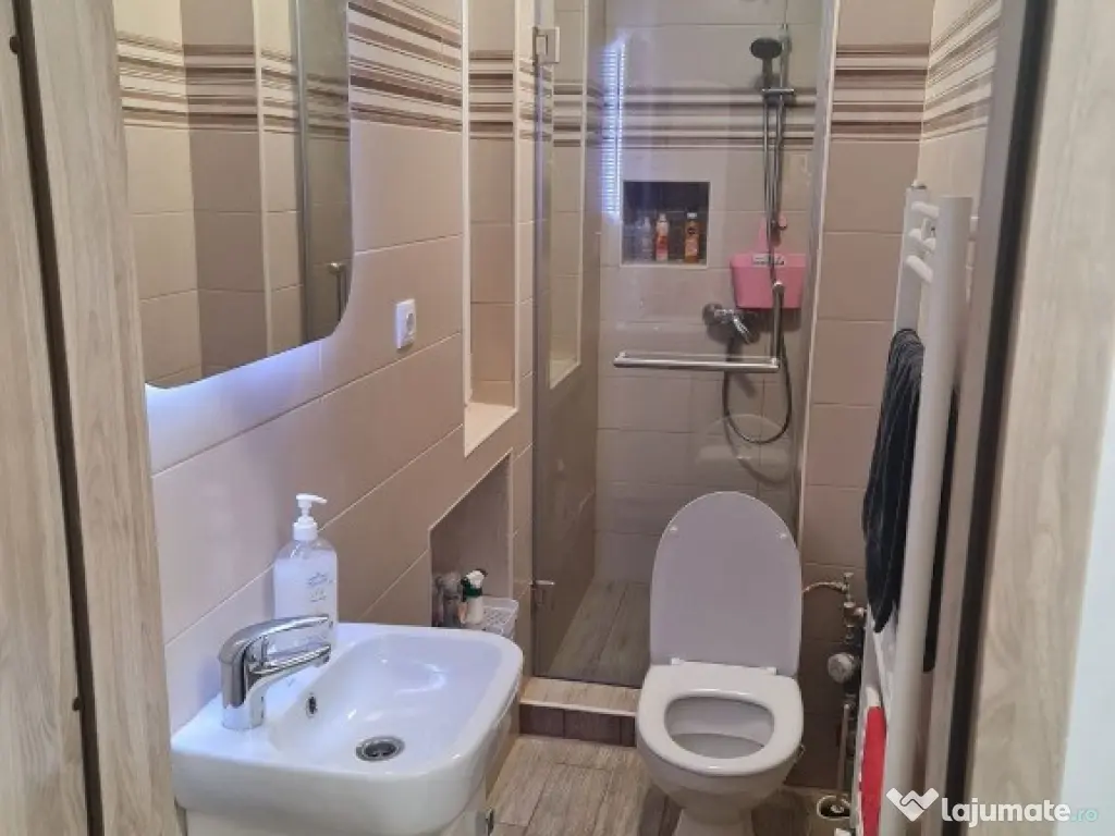 Garsoniera de inchiriat situata in zona Universitati