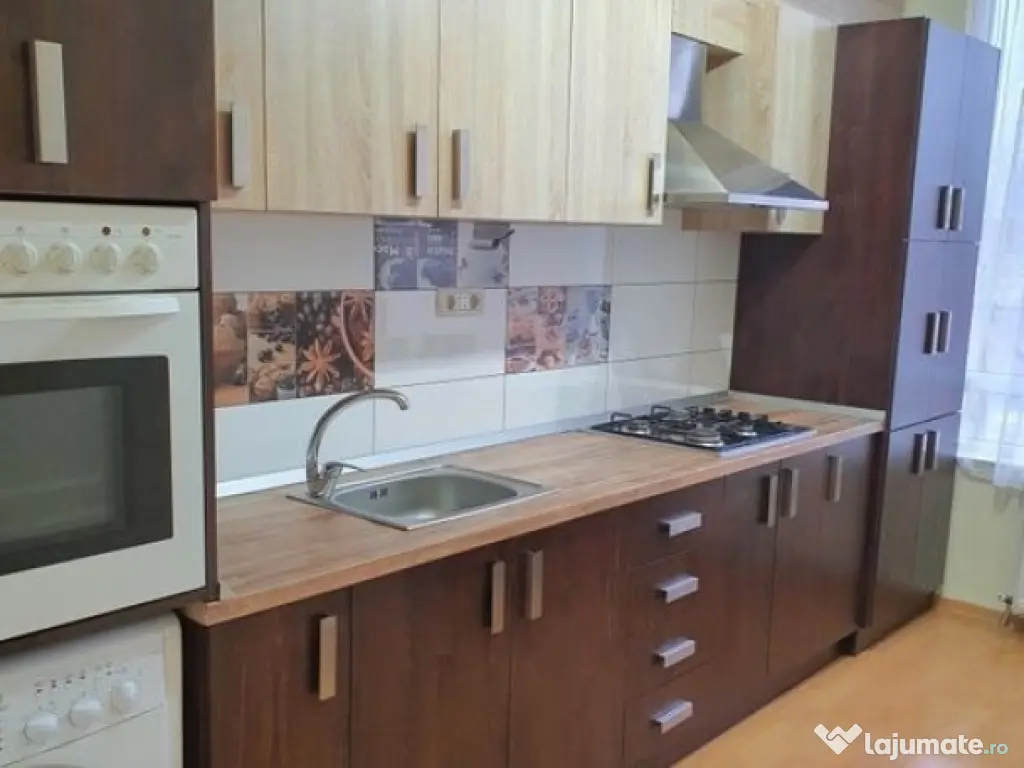 Garsoniera de inchiriat la Piata Romana