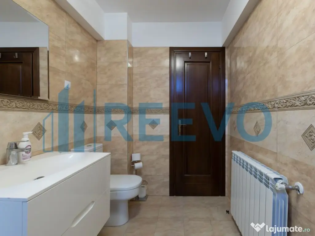 PENTHOUSE de vânzare, Grădina cu Magnolii+ 3 locuri de ...