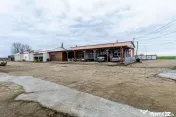 Hale depozitare/producție 2.000 mp si 10.000 mp teren î...
