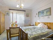 Casă de vanzare, pozitie excelenta, la intrare in Loc. G... 