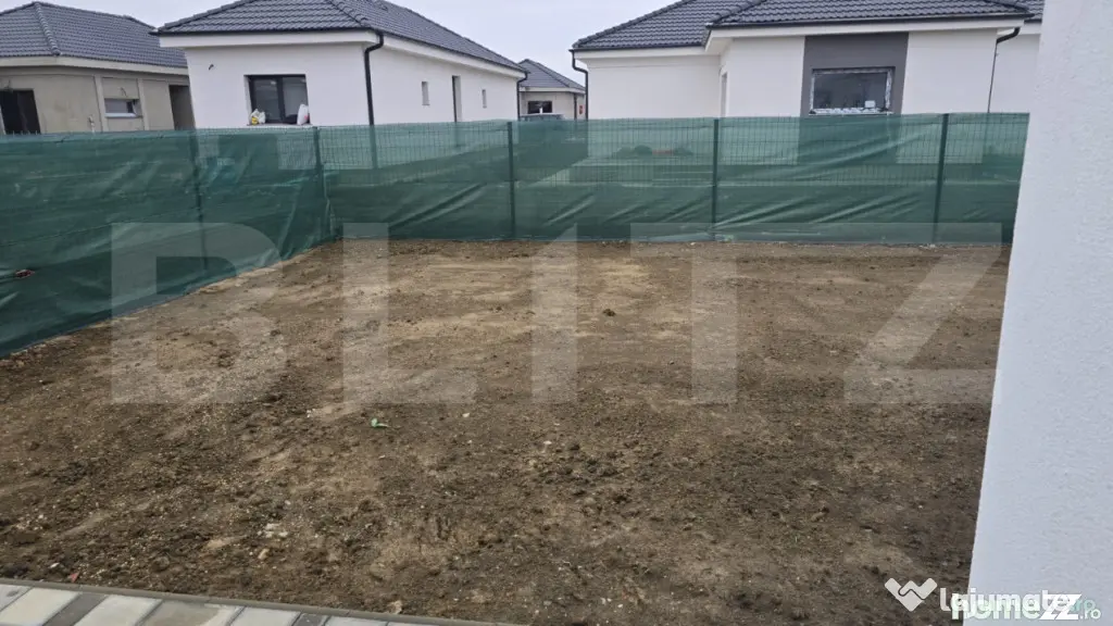 Casa 3 camere, 80 mp, teren 300 mp - Odoreu (Satu-Mare)