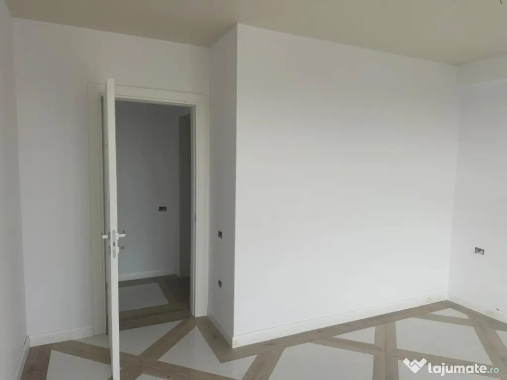Apartament 2 camere de vanzare, situat in Tomis Plus, Consta