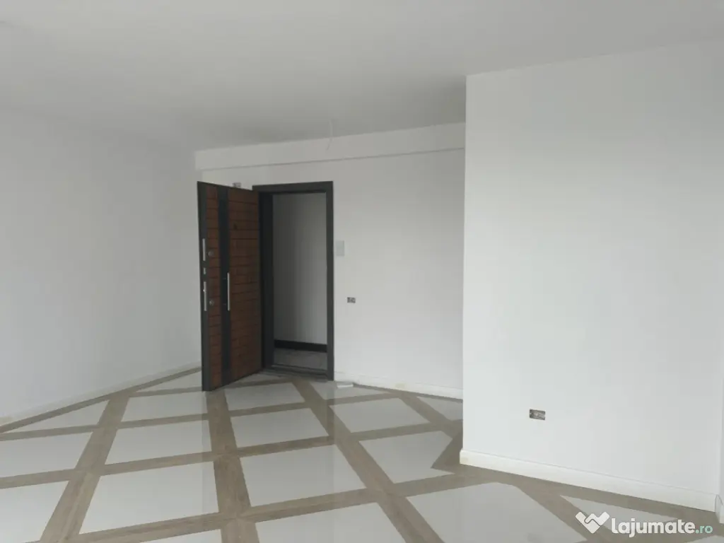 Apartament 2 camere de vanzare, situat in Tomis Plus, Consta