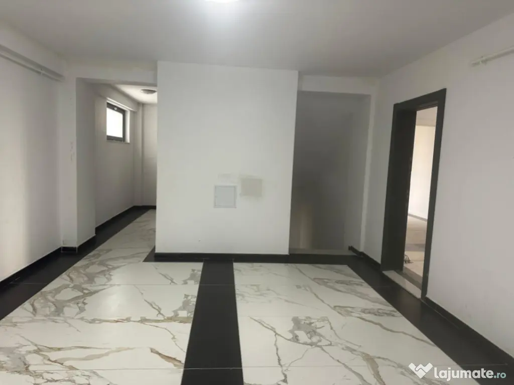 Apartament 2 camere de vanzare, situat in Tomis Plus, Consta