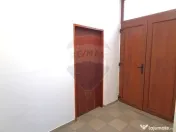 Spațiu comercial 75 mp Piata Catedralei. Vitrină si acc... 