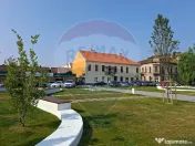 Spațiu comercial 75 mp Piata Catedralei. Vitrină si acc... 