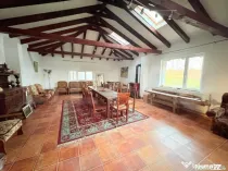 Casă 534 mp, teren 16.351 mp, zona Viile Satu Mare