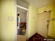 Apartament 3 camere, decomandat,etaj 2 + Garaj, Ioan Corvin 