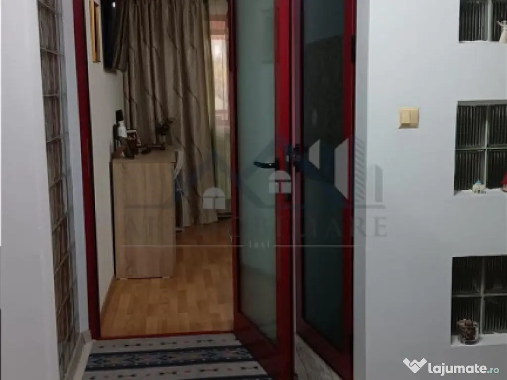 Ocazie! Barnova str Principala Vila P 1 M 225mp Teren 600mp