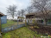 Casă + livadă tânără + curte 2.500 mp în Dorobanți 