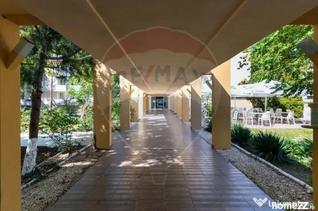 DE VANZARE Complex Hotelier Constanta | Mamaia | Plaja | ...