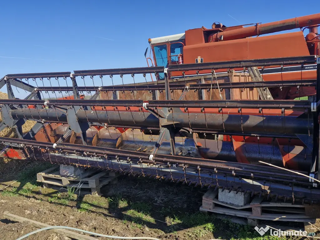 Tractor fiat 780 si combina international 1460