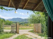 FILM! Resedinte montane,mobilate,echipate, jacuzzi,piscina,p 