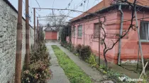 Casa cu 4 dormitoare de vanzare, 190 mp, 1306 mp teren, zona