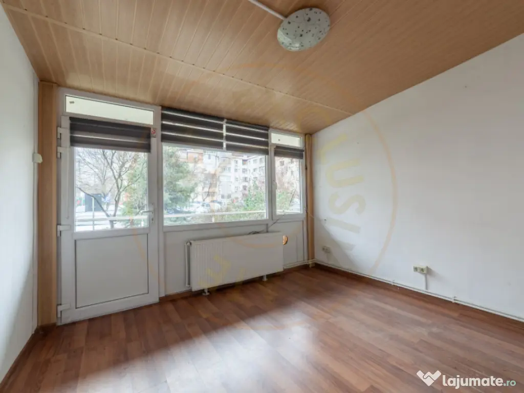 Apartament 5 camere an 1992 zona Rolast-Jumbo 0% Comision