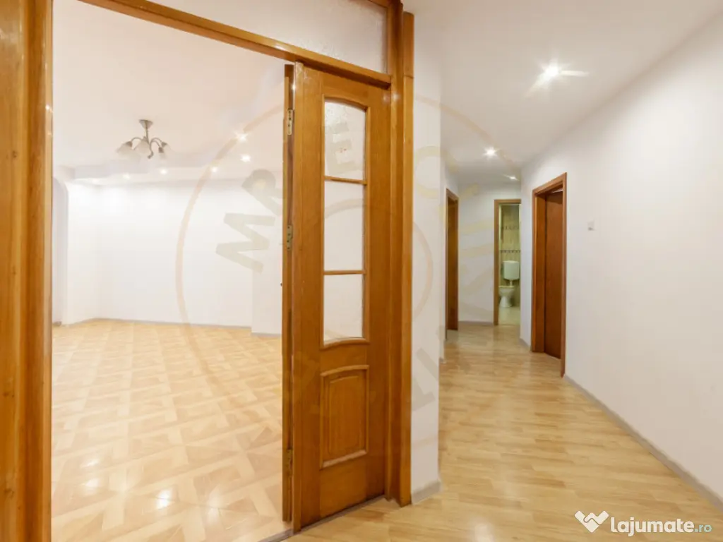 Apartament 5 camere an 1992 zona Rolast-Jumbo 0% Comision