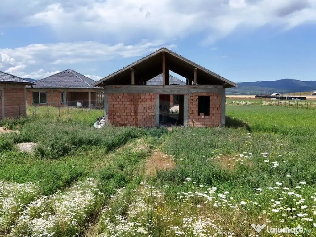 Comision 0! Casă la Roșu + Teren 500 mp – Cristian - ...