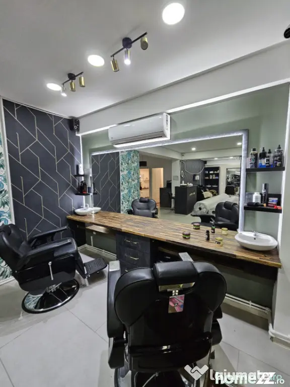 Spatiu comercial, 102 mp, salon de infrumusetare complet ech - Malu Mare (Dolj)