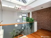 Clădire de birouri Micalaca pe principală, vad si vizib... 