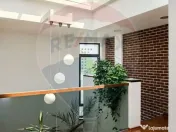 Clădire de birouri Micalaca pe principală, vad si vizib... 