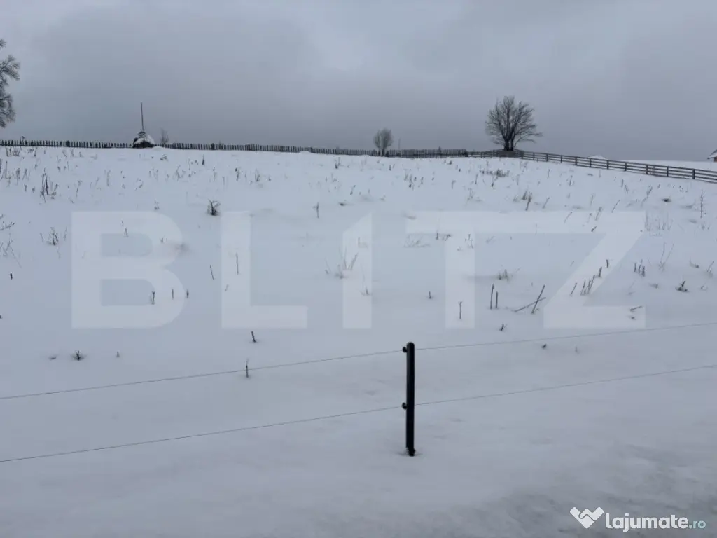 Teren intravilan de vanzare, 2000 mp, în Coșna, Podul Coș