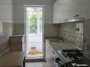 Apartament 3 camere, decomandat - zona Astra 