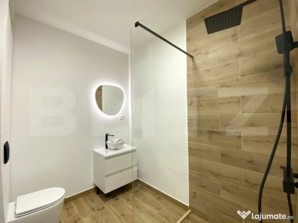 De inchiriat: Apartament 3 camere, 88 mp utili, terasă, pan